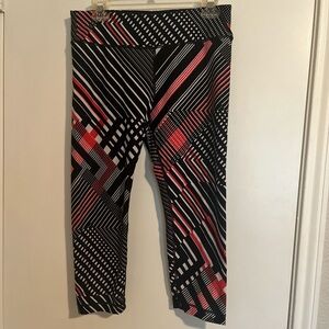 Tommy Hilfiger Womens Black and Red Leggings Athletic/Gym Wear Size Large